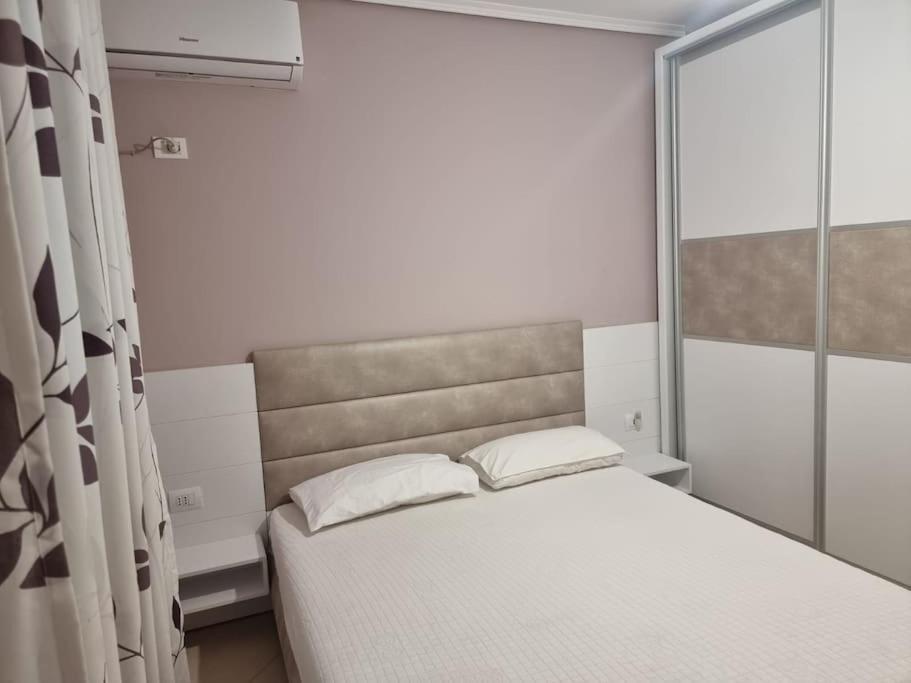 Two Suns Apartament Саранда Екстер'єр фото